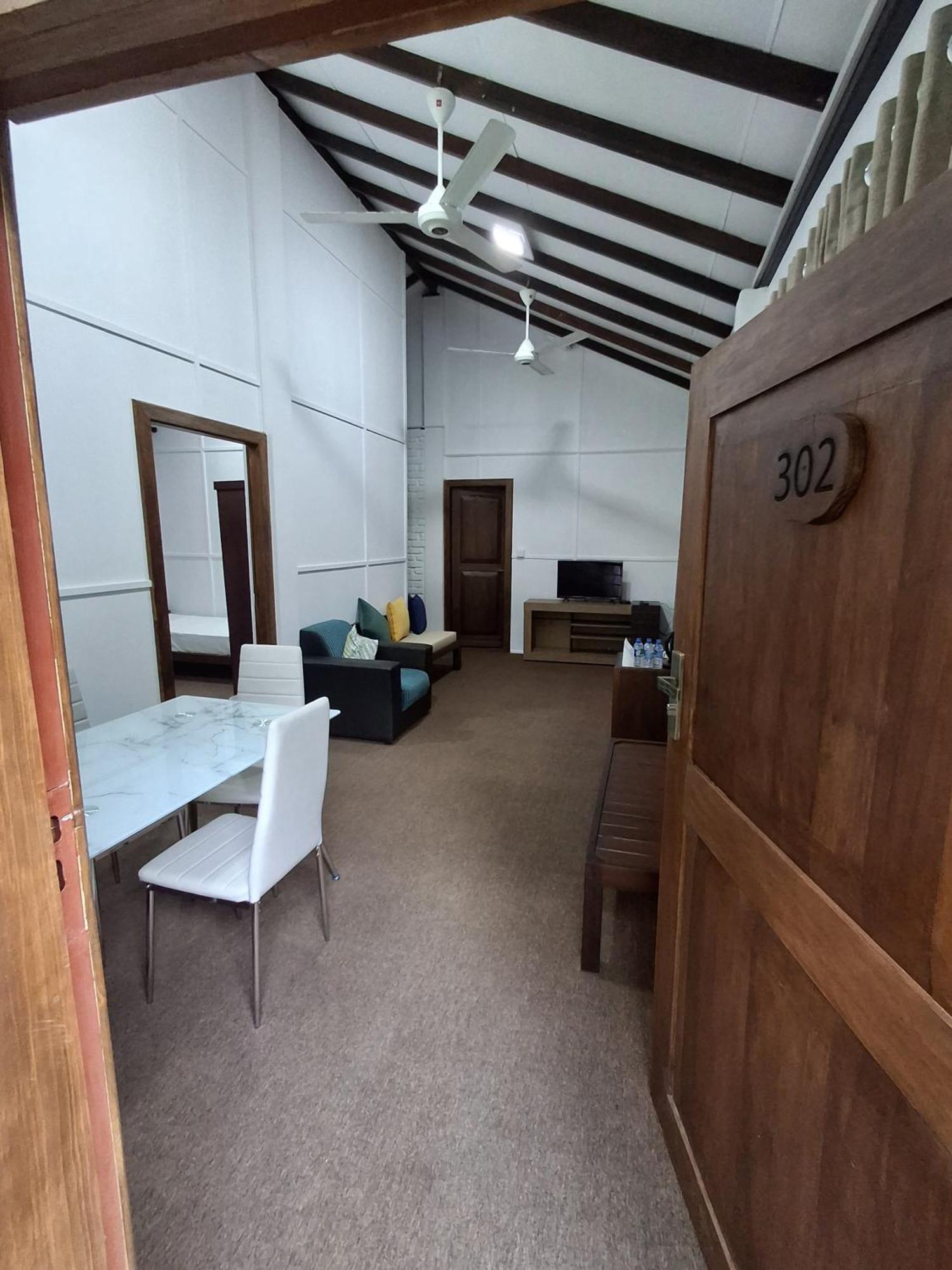 Hotel Tepraas Sigirija Zewnętrze zdjęcie